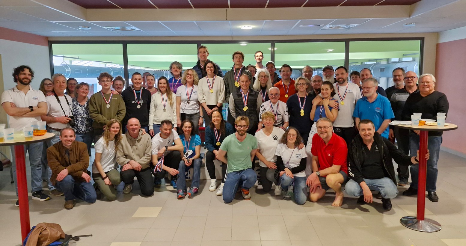 Photo groupe benevole et medaillés